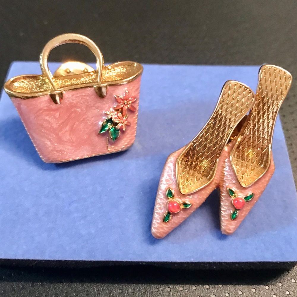 NEW! Pretty Pink Lapel Pins - Great Gift!